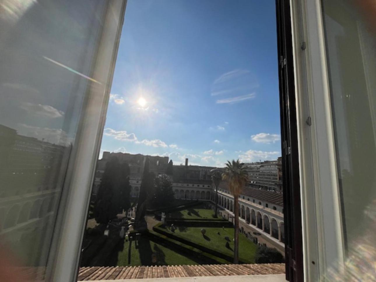 Camera X2 Con Magnifica Vista Sul Chiostro Di Michelangelo E Le Terme Di Diocleziano Roma Dış mekan fotoğraf
